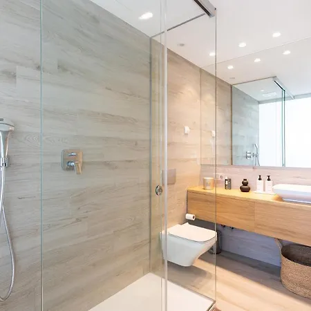 Higueron Med Essence Apartment
